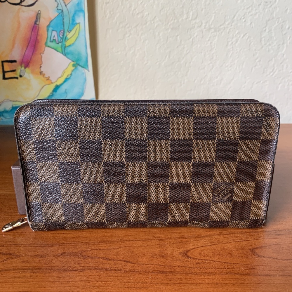Authentic Louis Vuitton Damier Ebene Zipper Wallet